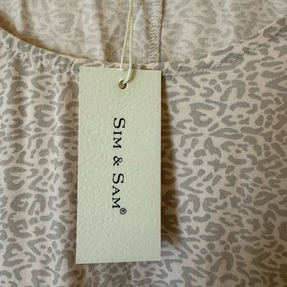 SIM & SAM blouse - size L - NWT - Anthropologie - Picture 2 of 3
